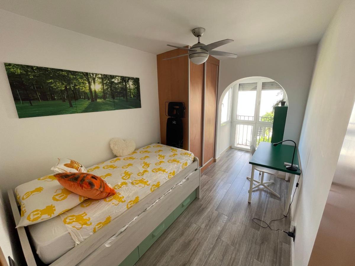 Costa Hispania 230 Puerto Marino Екстер'єр фото